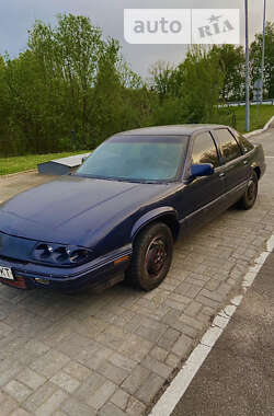 Седан Pontiac Grand Prix 1993 в Киеве