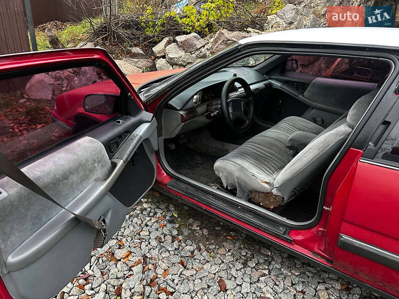 Купе Pontiac Grand Prix 1988 в Василькове