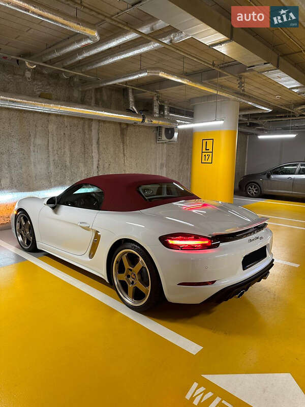 Кабріолет Porsche 718 Boxster 2021 в Києві