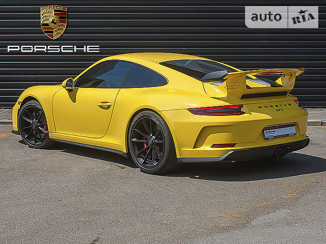 Купе Porsche 911 2017 в Дніпрі