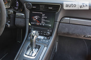 Купе Porsche 911 2017 в 