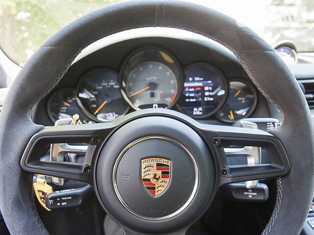 Купе Porsche 911 2017 в Дніпрі