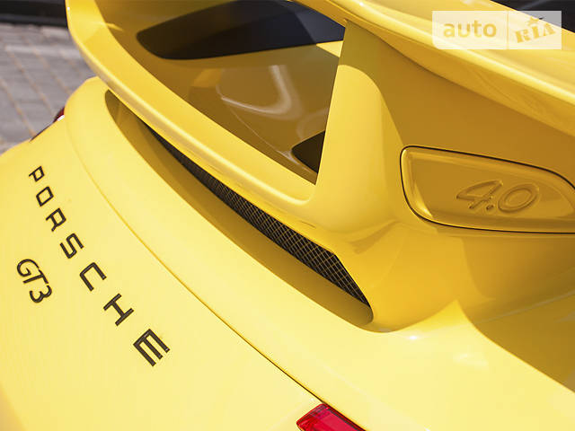 Купе Porsche 911 2017 в Дніпрі