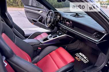 Купе Porsche 911 2021 в 