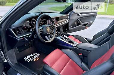 Купе Porsche 911 2021 в 