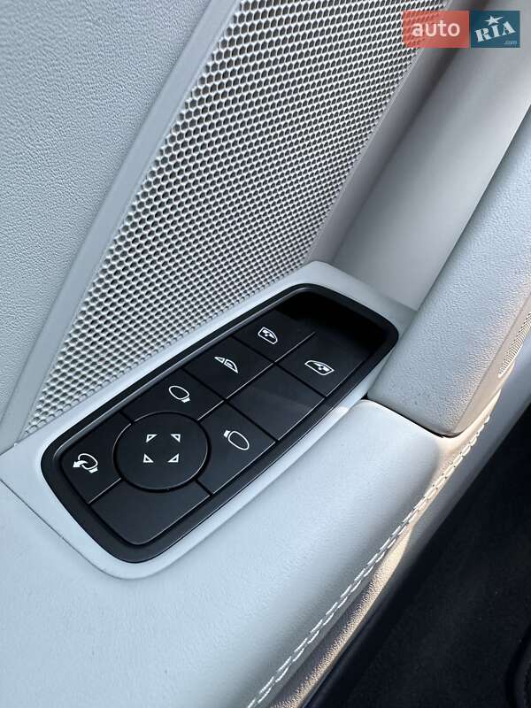 Кабріолет Porsche 911 2022 в Києві фото 55 Кабріолет Porsche 911 2022 в Києві