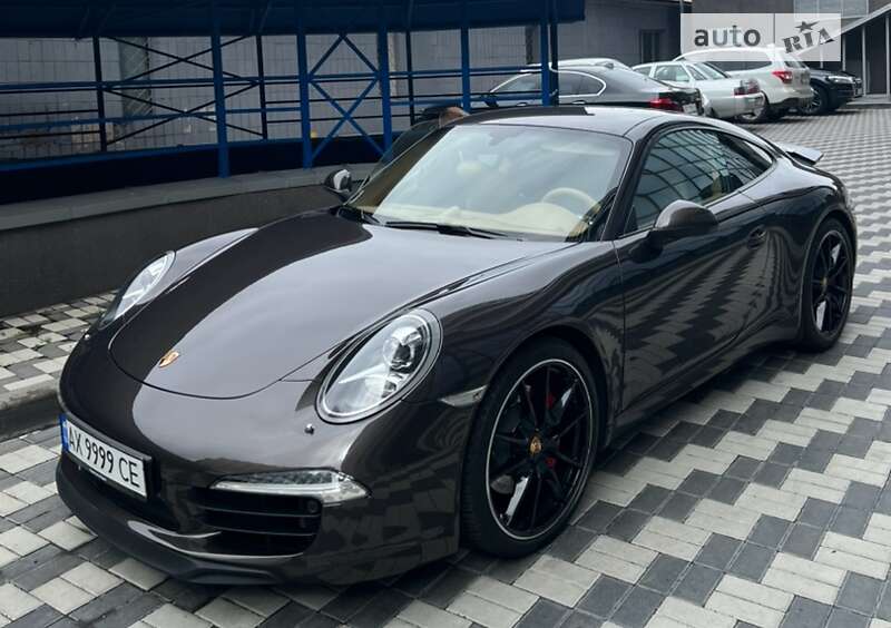 Купе Porsche 911 2012 в Києві