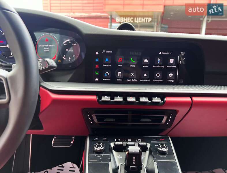 Купе Porsche 911 2022 в Львове