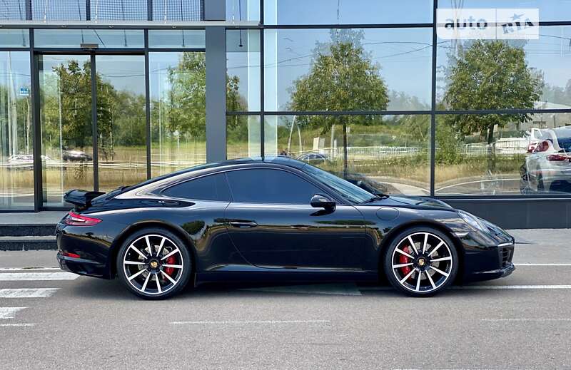 Купе Porsche 911 2016 в Киеве