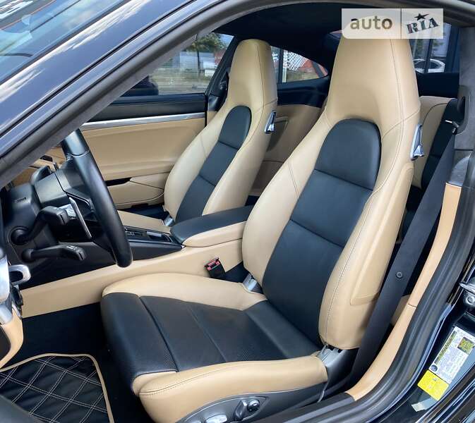 Купе Porsche 911 2016 в Киеве