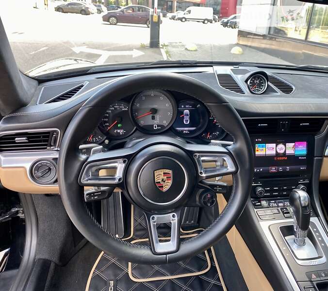 Купе Porsche 911 2016 в Киеве