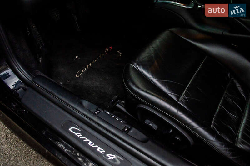 Купе Porsche 911 2002 в Киеве фото 46 Купе Porsche 911 2002 в Киеве