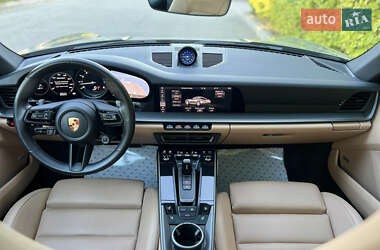 Купе Porsche 911 2019 в 