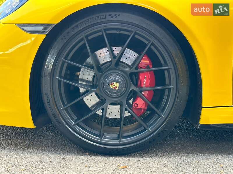 Купе Porsche 911 2017 в Днепре