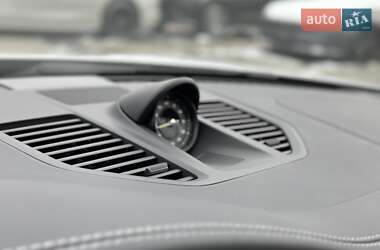 Купе Porsche 911 2024 в 