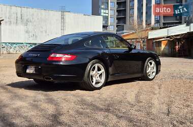 Купе Porsche 911 2006 в 