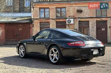 Купе Porsche 911 2006 в 
