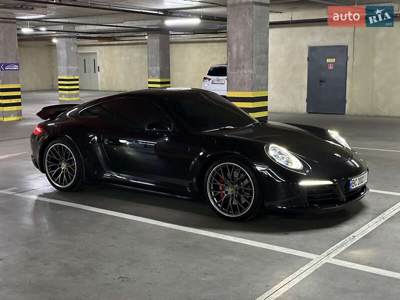 Porsche 911 2016