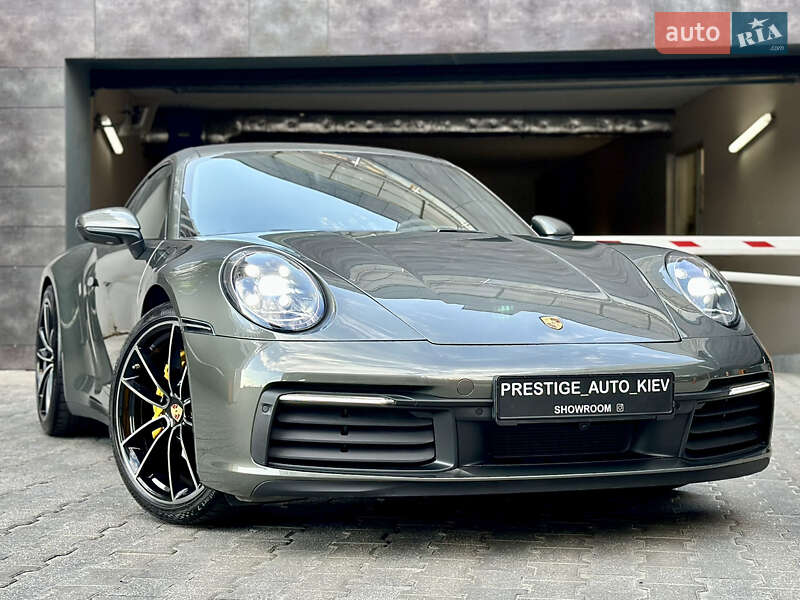 Porsche 911 2021