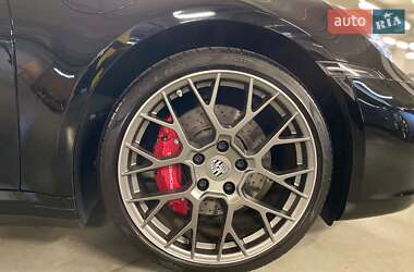 Купе Porsche 911 2022 в 