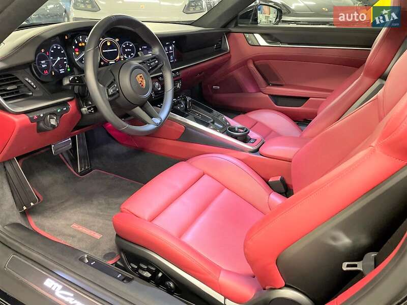Купе Porsche 911 2022 в Киеве