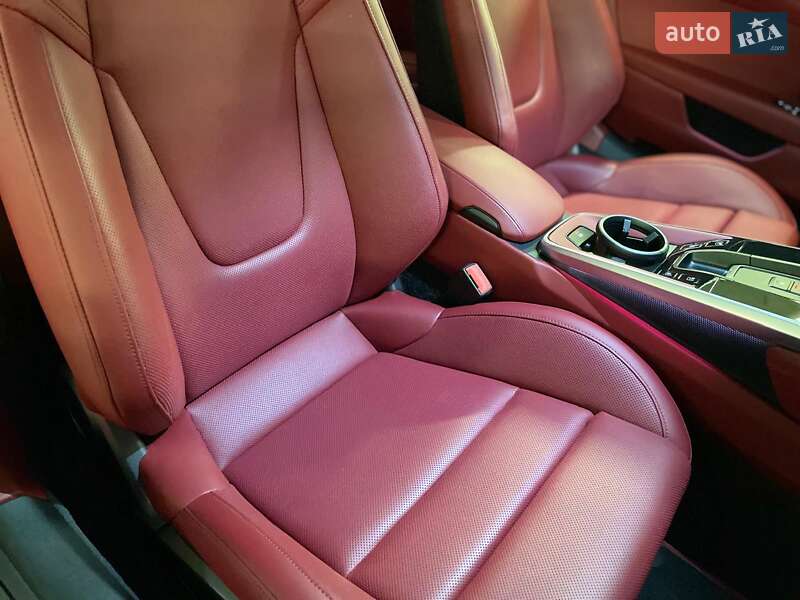 Купе Porsche 911 2022 в Киеве