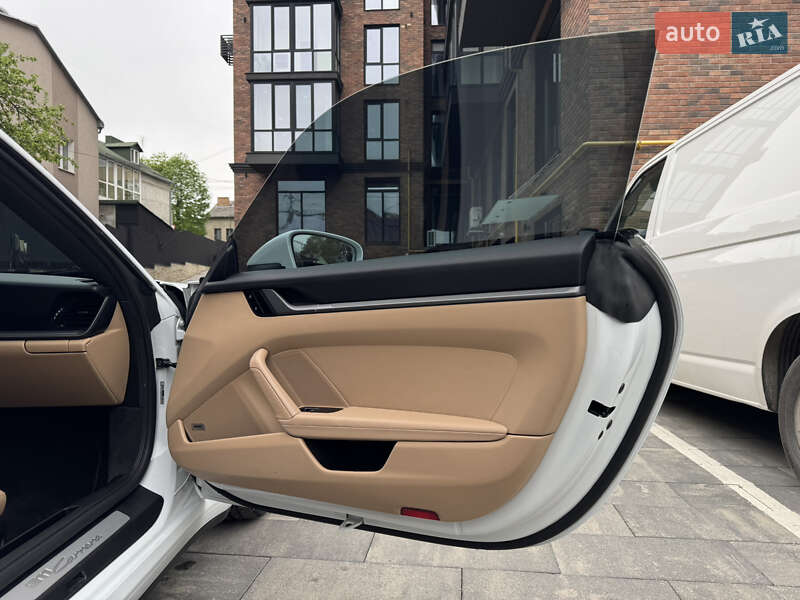 Купе Porsche 911 2020 в Киеве