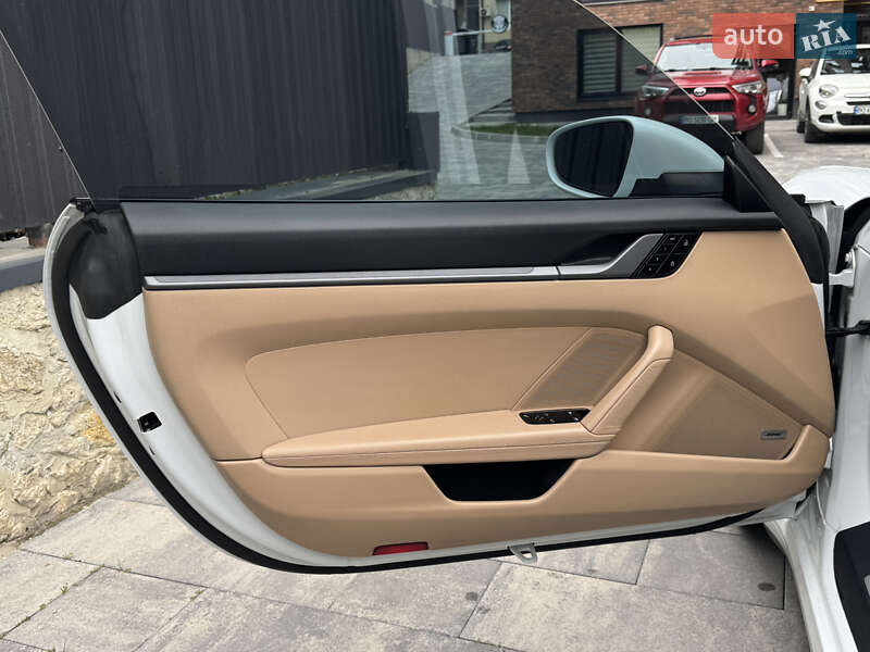 Купе Porsche 911 2020 в Киеве