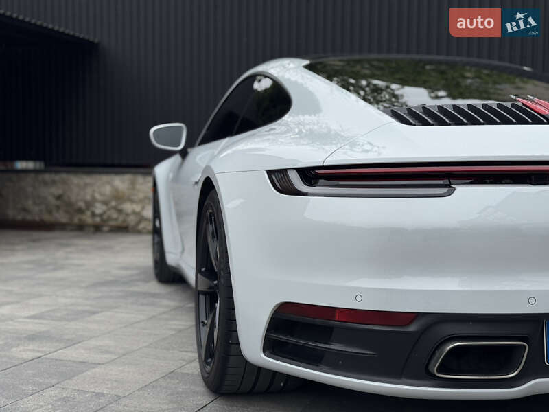 Купе Porsche 911 2020 в Киеве