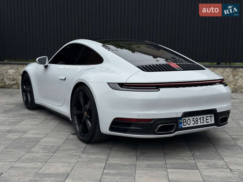 Купе Porsche 911 2020 в Киеве