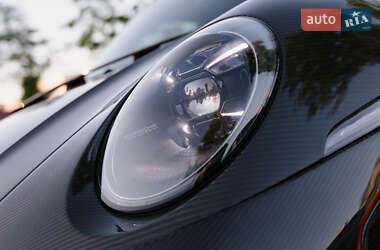 Купе Porsche 911 2023 в 