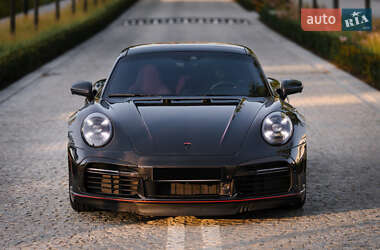 Купе Porsche 911 2023 в 