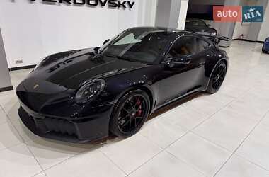 Купе Porsche 911 2025 в 