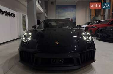 Купе Porsche 911 2025 в 