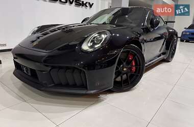 Купе Porsche 911 2025 в 
