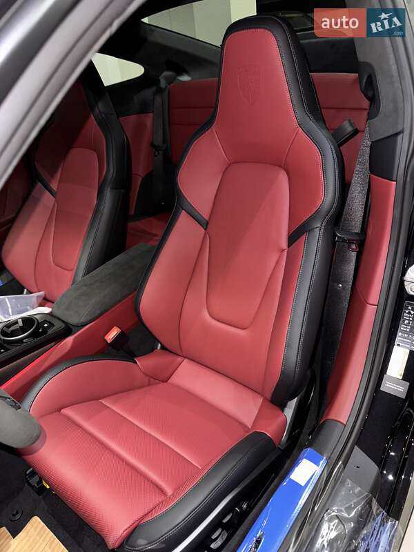 Купе Porsche 911 2025 в Одессе