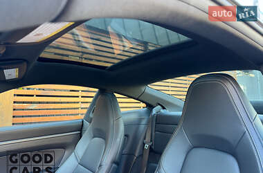 Купе Porsche 911 2023 в 