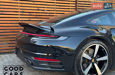 Купе Porsche 911 2023 в 