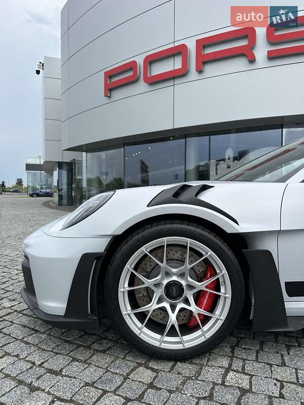 Купе Porsche 911 2024 в Киеве