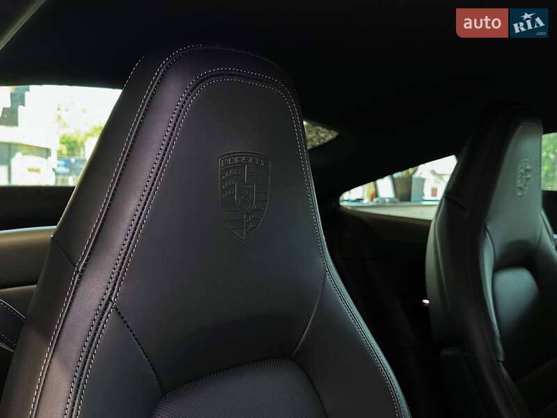 Купе Porsche 911 2024 в Одесі