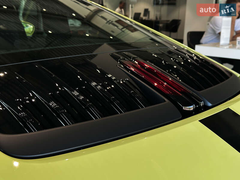 Купе Porsche 911 2024 в Одесі