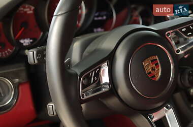 Кабриолет Porsche 911 2016 в 