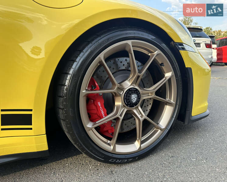 Купе Porsche 911 2022 в Киеве