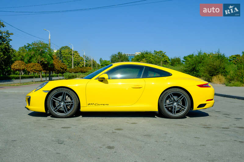 Porsche 911 2016