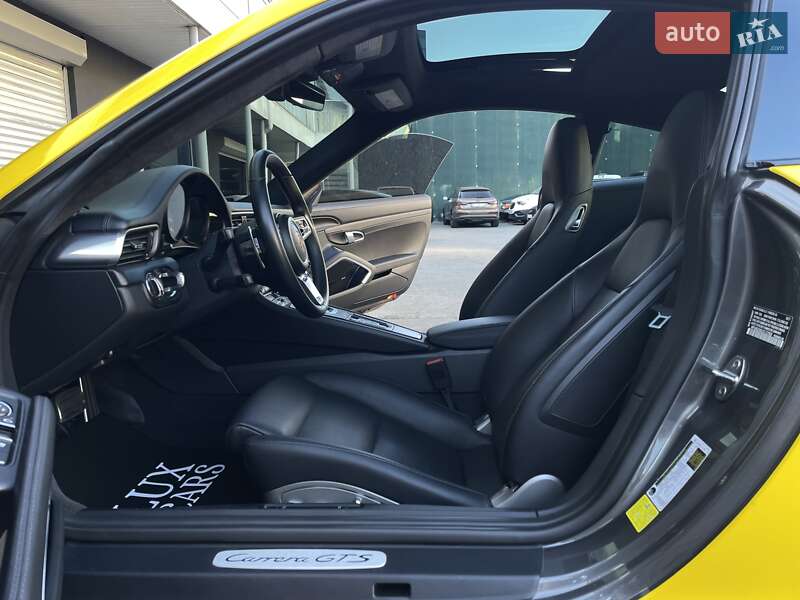 Купе Porsche 911 2017 в Києві