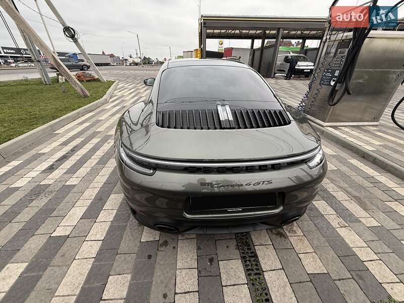 Купе Porsche 911 2023 в Львове