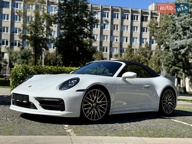 Кабриолет Porsche 911 2022 в Львове