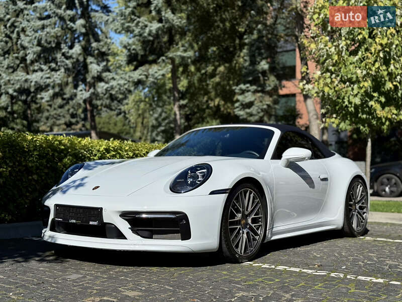 Кабриолет Porsche 911 2022 в Львове