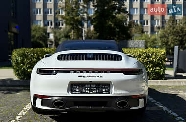 Кабриолет Porsche 911 2022 в 