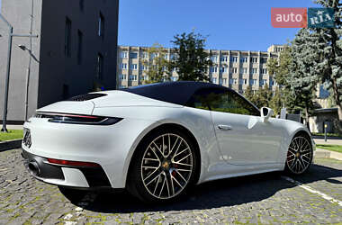 Кабриолет Porsche 911 2022 в 